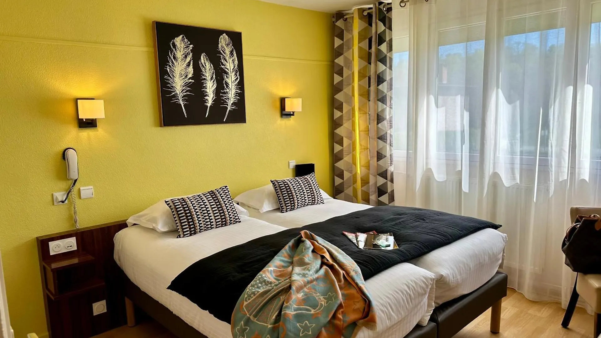 Hotel Brun Saint-Lattier France